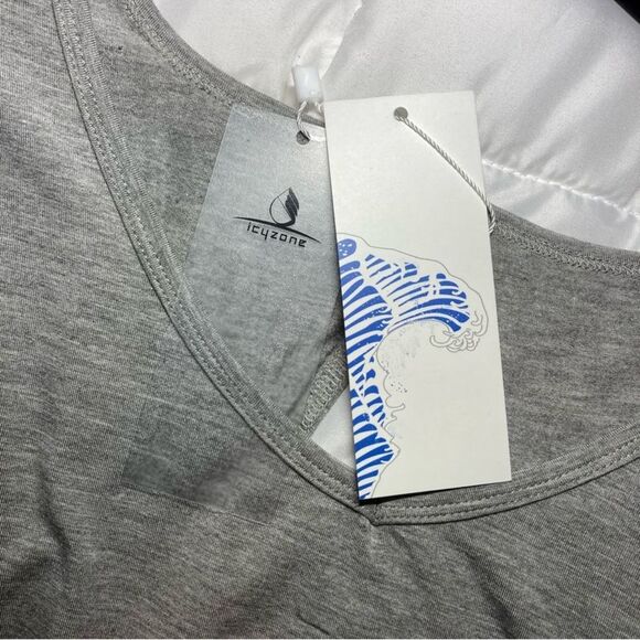 NWT Icyzone Open Back Workout Tops for Women in Gray. Size Medium - Picture 4 of 7
